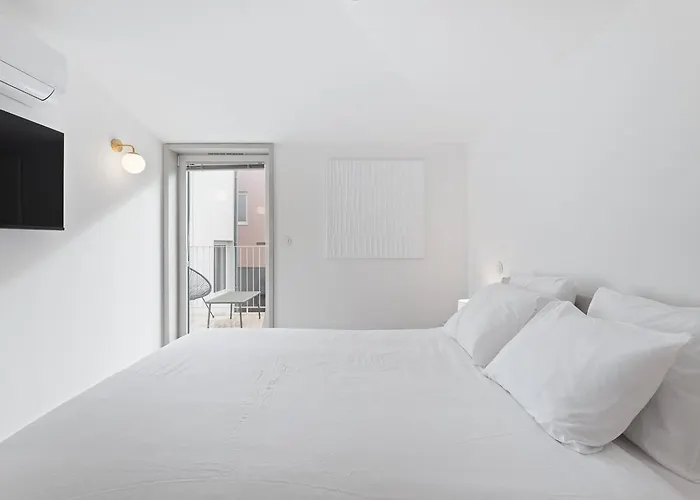 Modern 1br - Brand New Bonjardim I Porto