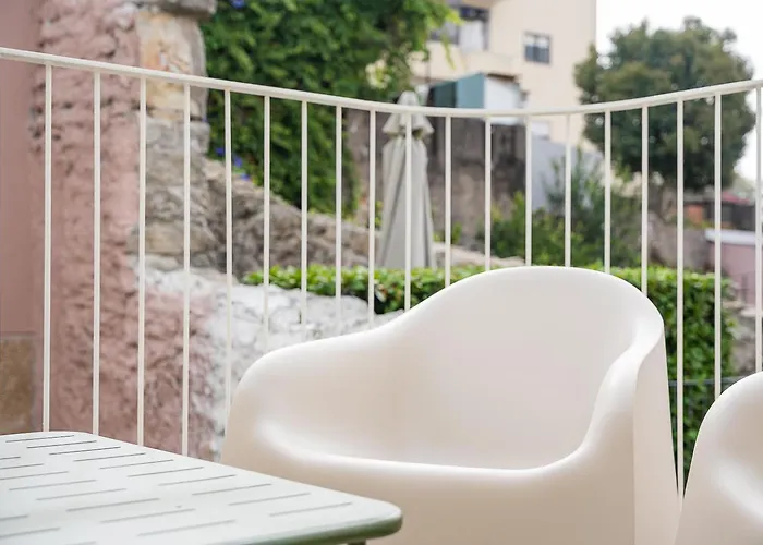 Modern 1br - Brand New Bonjardim I * Порту